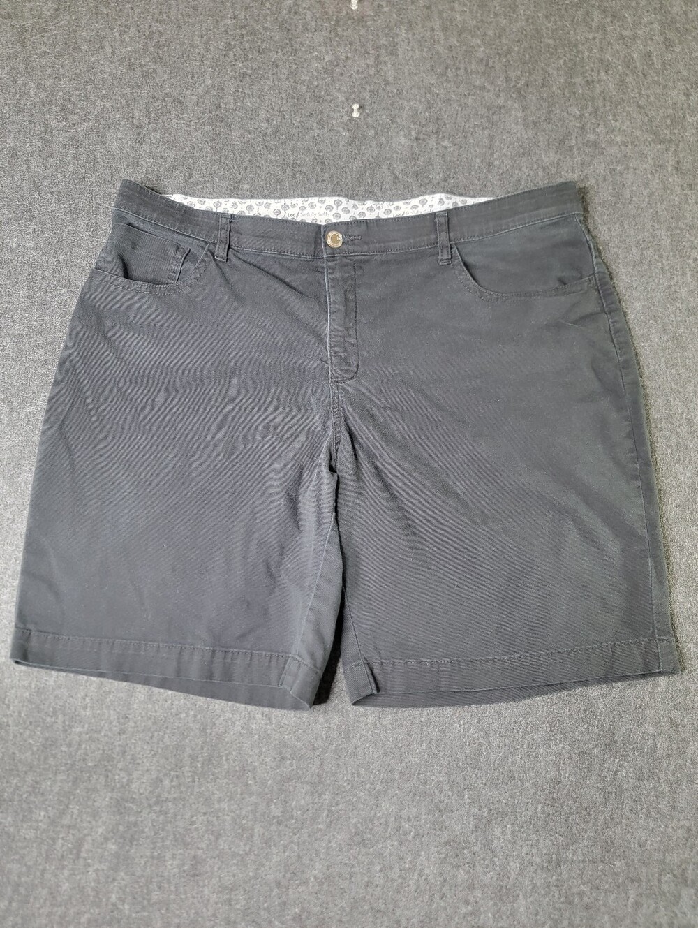 Lee Sinfully Soft Women's Chino Shorts Size 20 Black Flat Front Zip Button Comfy